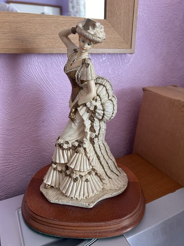 Leonardo collection lady - leonardo,