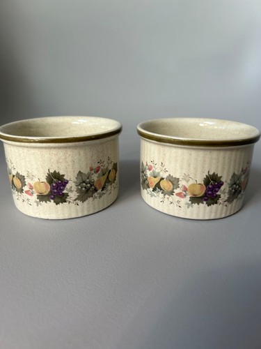 Royal doulton tableware - 2,