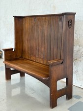 Antique Arts & Crafts Oak Settle Bench – Carved Monogram & Symbol – c.1880–1920