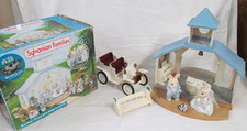 Sylvanian Families - Wedding Chapel with Bride & Groom + Wedding Car Pre-owned