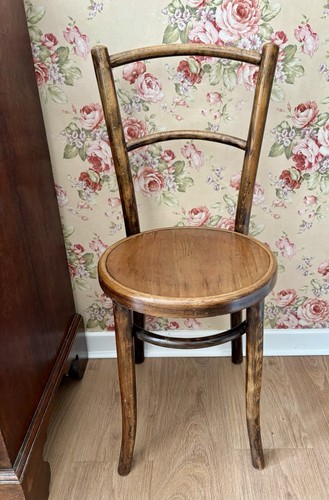 Vintage wooden bentwood chair - wooden,