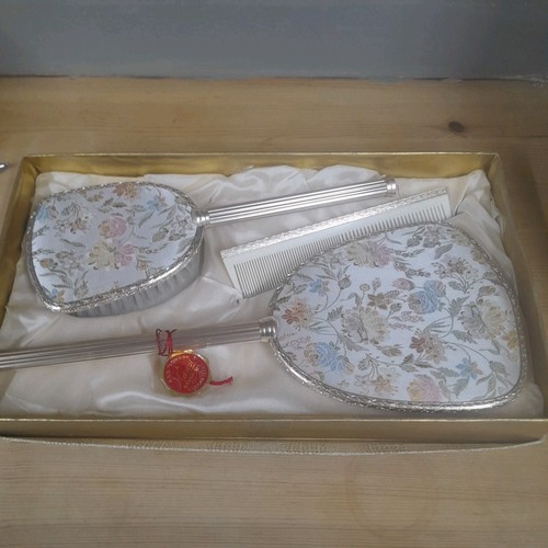 Vintage mascot vanity - vintage, set/