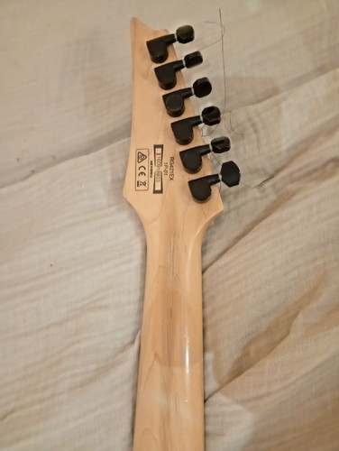 Ibanez electric guitar - electric,