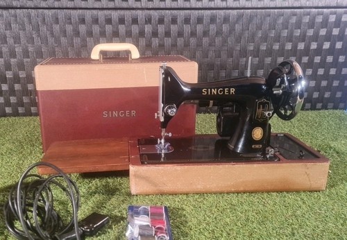 Vintage singer sewing machine - vintage,