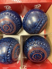 Taylor Ace Lawn Bowls - Size 4
