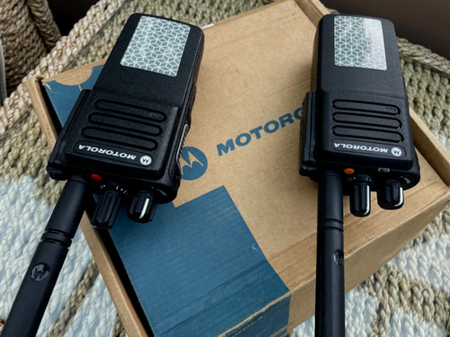 Motorola dp4400e uhf - motorola,