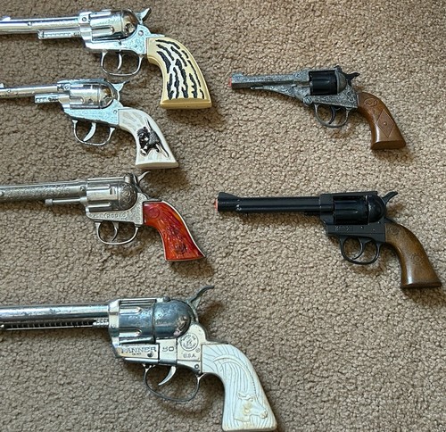 Lot vintage cap guns - lot,