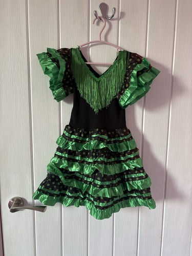 Kids green and black flamenco - and,
