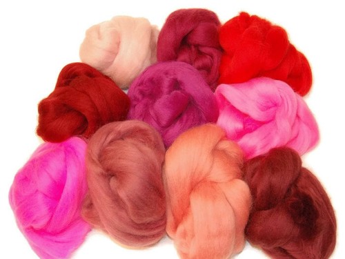 Pink red wool roving - pink,