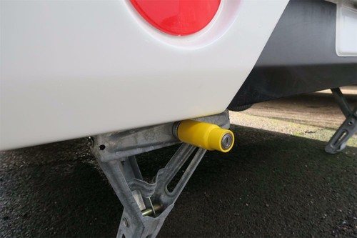 Milenco caravan corner steady - milenco,