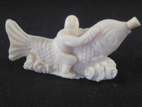 Chinese snuff bottle - chinese, box