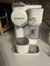 De'Longhi Nespresso Lattissima