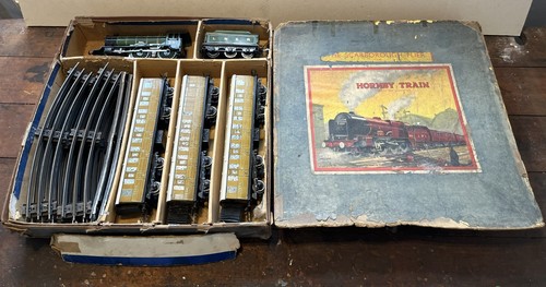 Hornby gauge scarbough flyer - hornby,