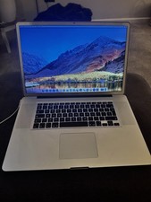 Apple MacBook Pro Silver 17”
