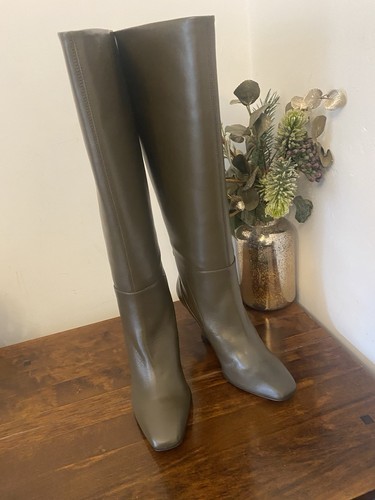 Russell bromley knee - knee, high