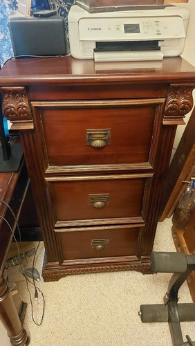 Solid mahogany filing cabinet - filing,