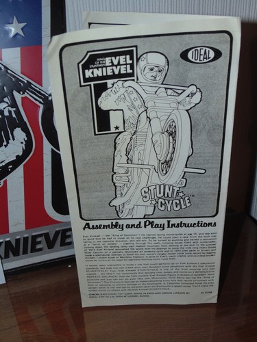 1975 evel knievel - 1975, stunt