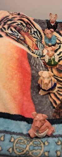 Nat west pigs family - nat,