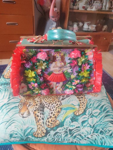 Irregular choice aloha bag new - irregular,