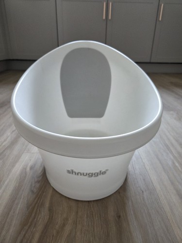 Shnuggle baby bath tub - bath,