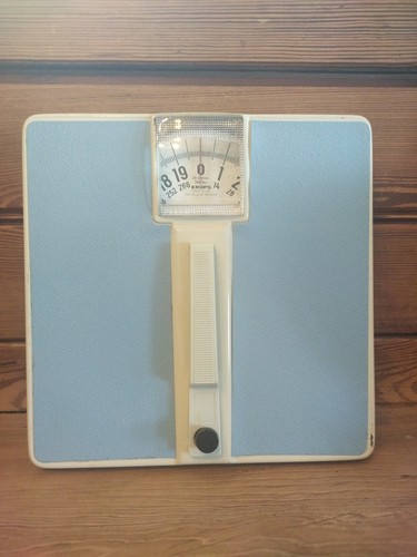 S bathroom scales - 60's,