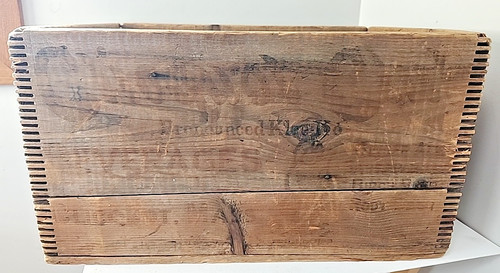 Vintage wood crate clicquot - wood,