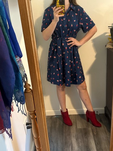Kate spade strawberry - kate,