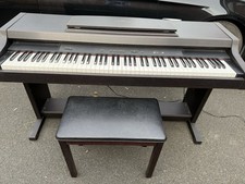 Yamaha clavinova CLP-311 with