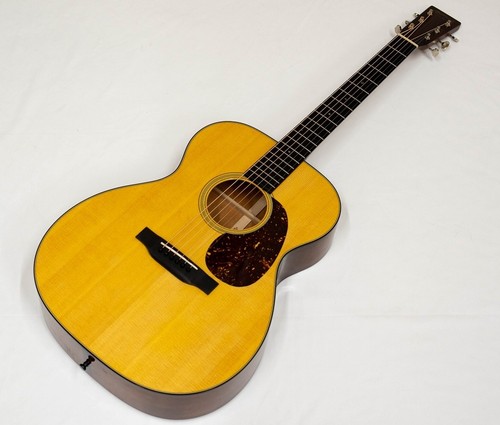 Martin 000 standard - 000-18,