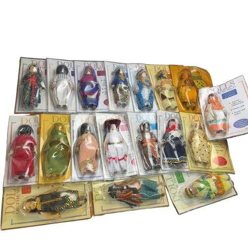 Job lot dolls the world - lot,