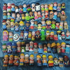 Random 10-15pcs Diferent Happyland People Farmer Worker Police Alien Robot