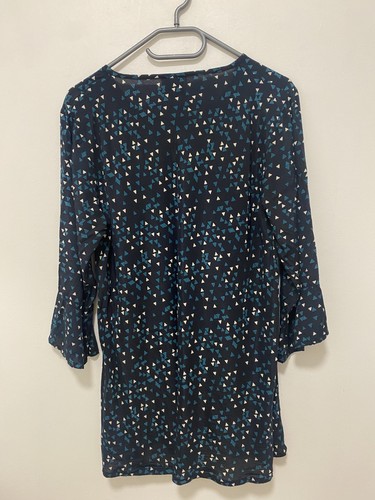 Bell sleeve swing top - sleeve, size