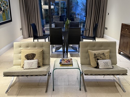 Pair barcelona style chairs - barcelona,