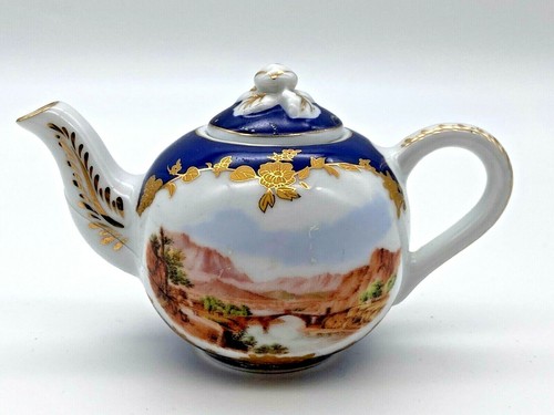 Vintage porcelain art - vintage,
