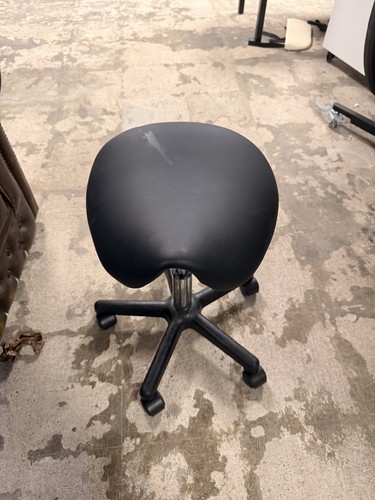 Saddle artist chair black - saddle,