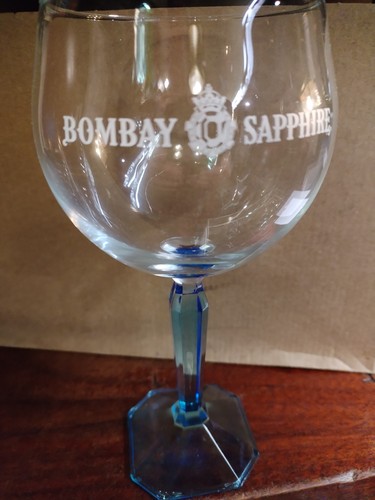 Bombay sapphire balloon - sapphire, gin