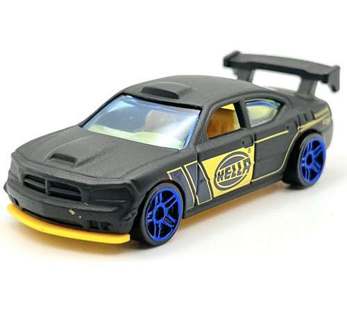 Hot wheels dodge charger drift - charger,