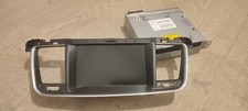 selling radio stereo CD player head unit and screen with navigation for Peugeot