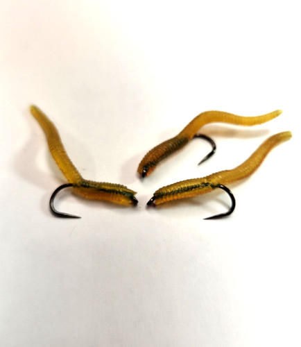 Brown worms fly - 3,