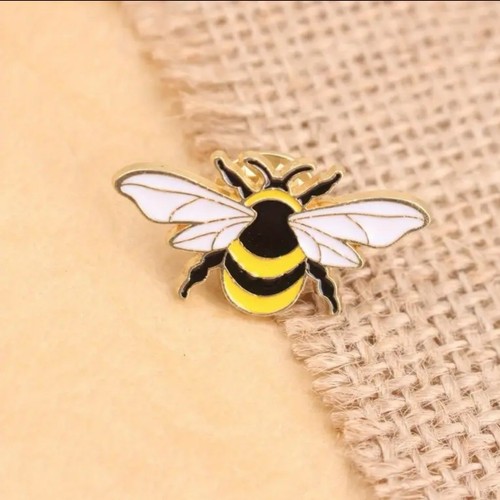 Small bumble bee - small, enamel
