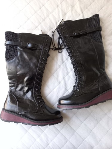 Black heavenly feet - size, 5eee