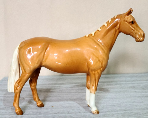 Beswick huntsman pony - beswick,