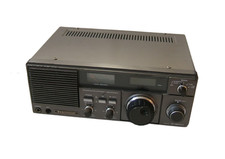 Kenwood R600 Radio Receiver