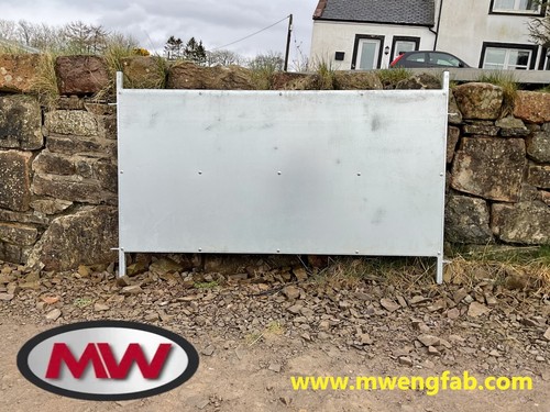 Sheeted sheep hurdles - hurdles,
