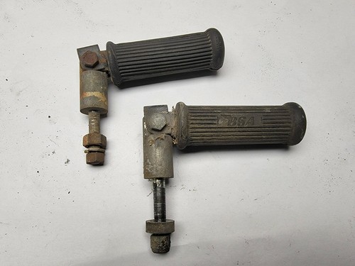 Rear foot pegs set step - step, 1970