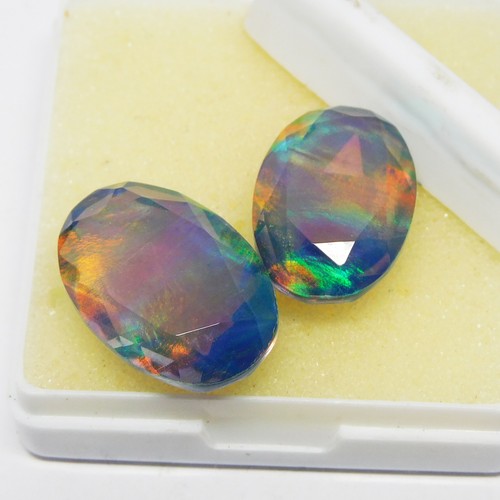 Boulder opal oval - cut, 22.65