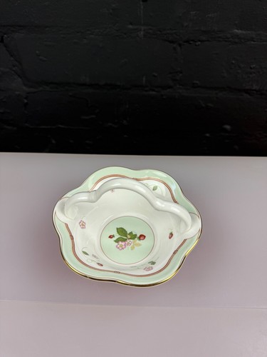 Wedgwood wild strawberry - wedgwood,