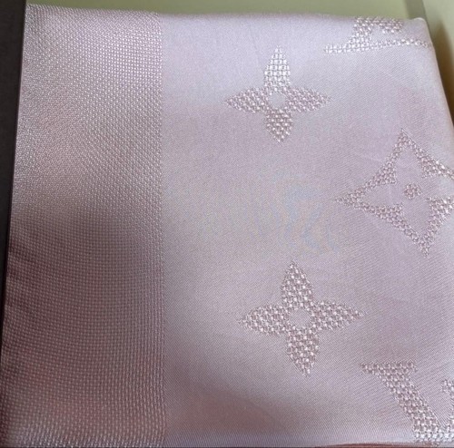 Louis vuitton monogram silk - louis,