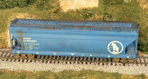 Atlas covered hopper custom - ho,