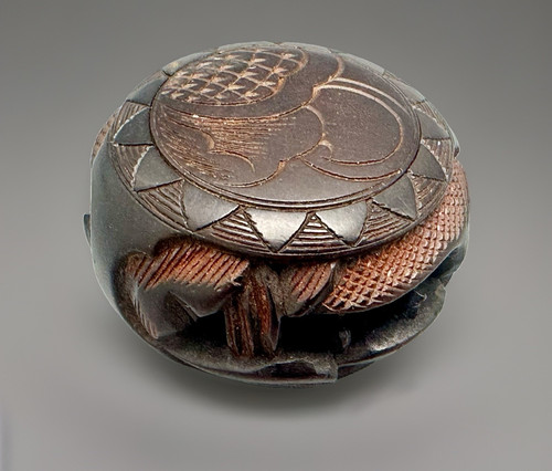 Japanese manju netsuke carved - manju,